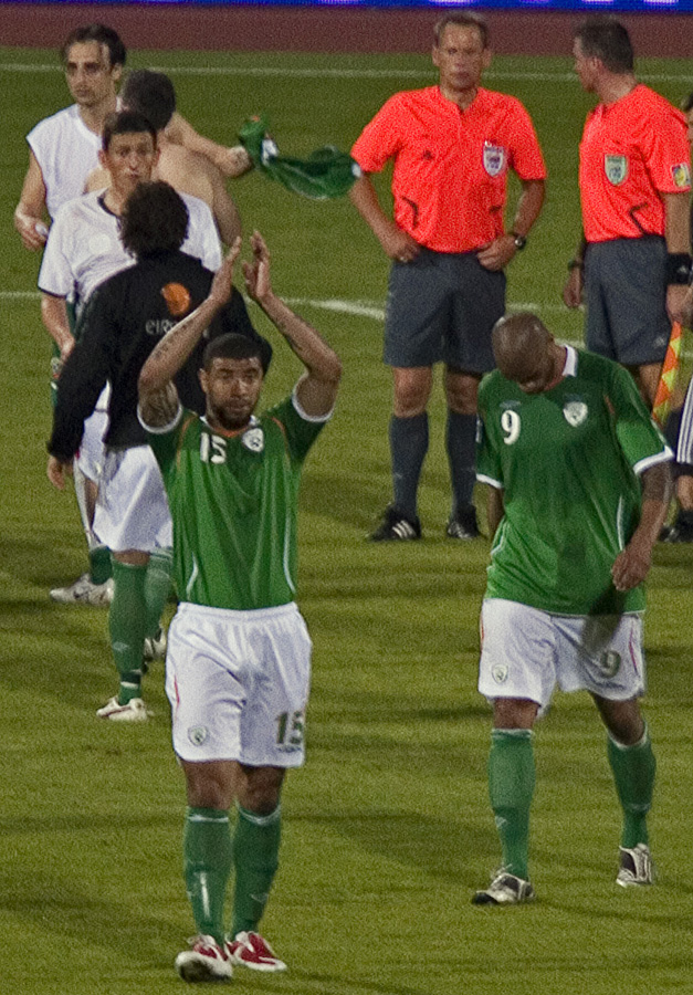 5745 Leon Best Thanks the Fans