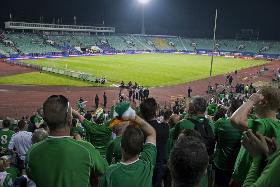 5791 Irish Fans are Held Back