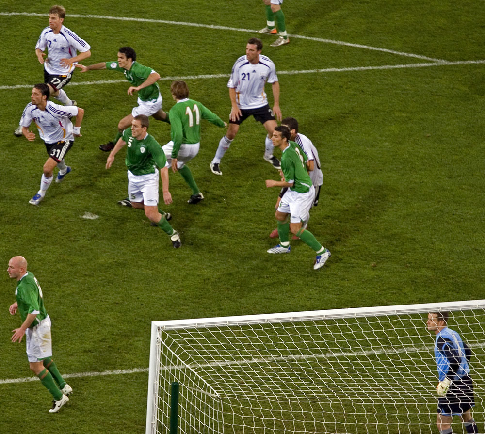 6917 Ireland Defend